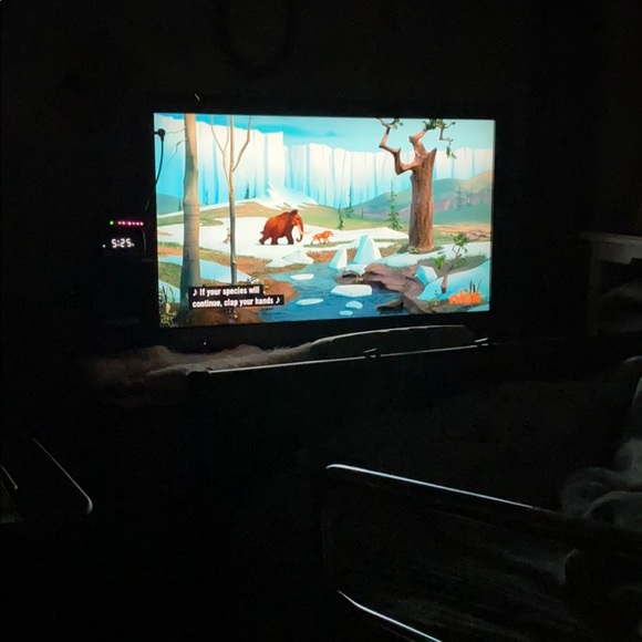 Meet your Posher, Mayra - Picture 1 of 1